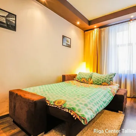 Center Tallinas Apartment *